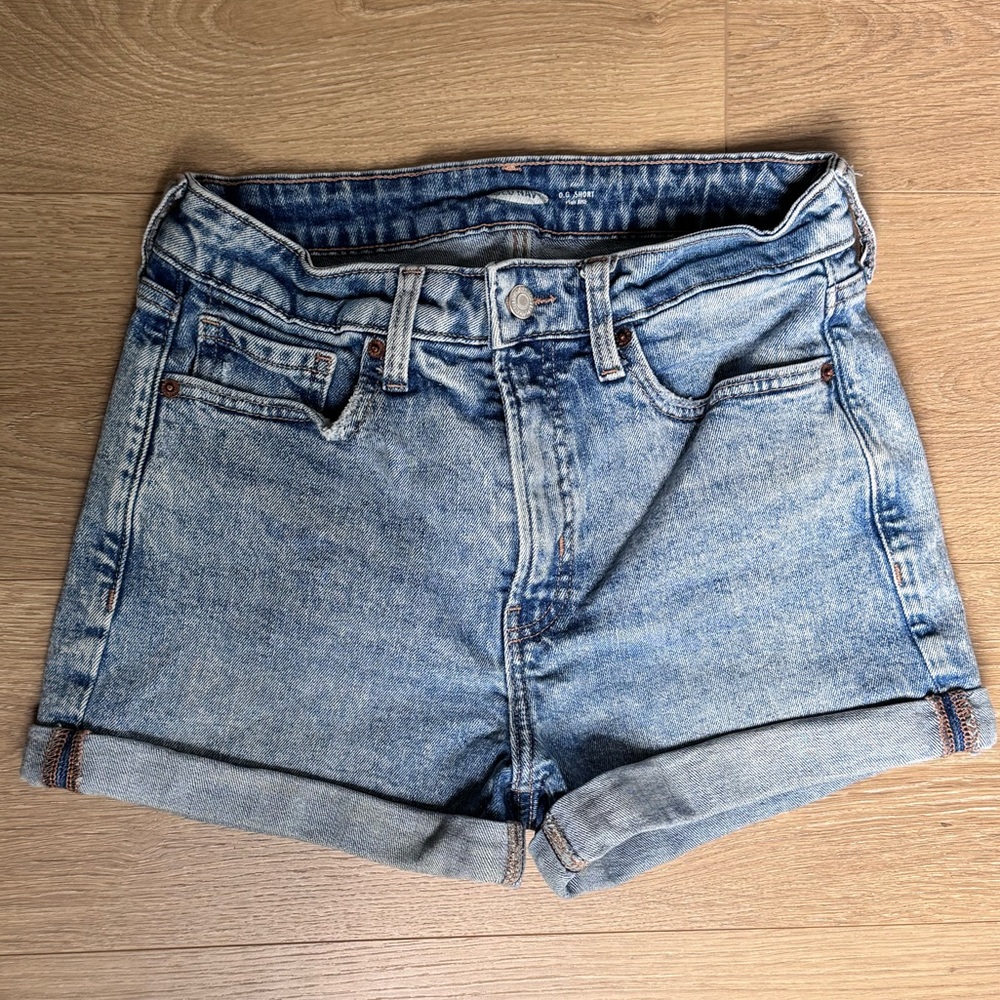 Old Navy Women’s High-Waisted 90’s OG Shorts‎ 3 inch Inseam Size 6 - Picture 2 of 5